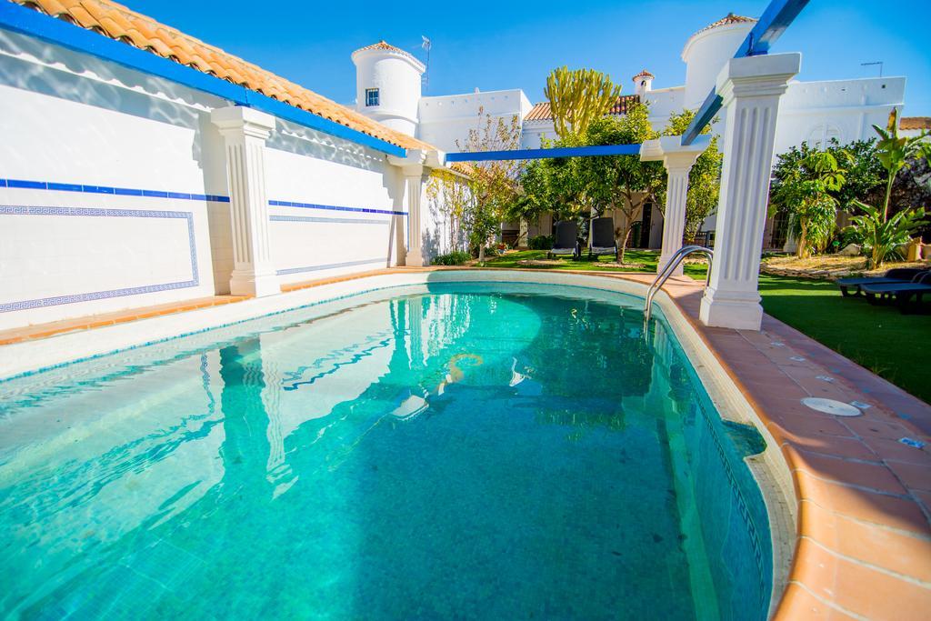 16:9 Los Molinos Suites Almería Værelse billede