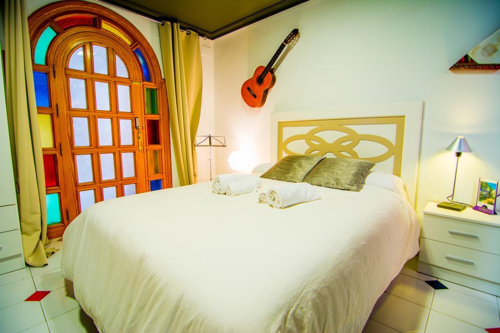 16:9 Los Molinos Suites Almería Værelse billede